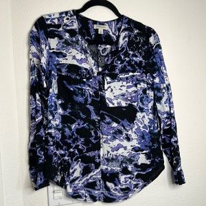 Calvin Klein size S fun lightweight long sleeve top. 100% Rayon